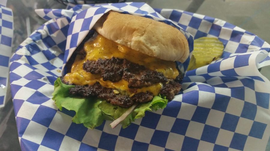 In Search of the Best Green Chile Cheeseburger in Albuquerque A